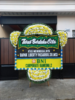 Papan Bunga Duka di Pegangsaan