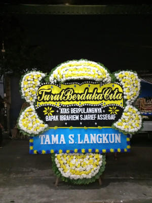 Papan Bunga Duka di Pegangsaan